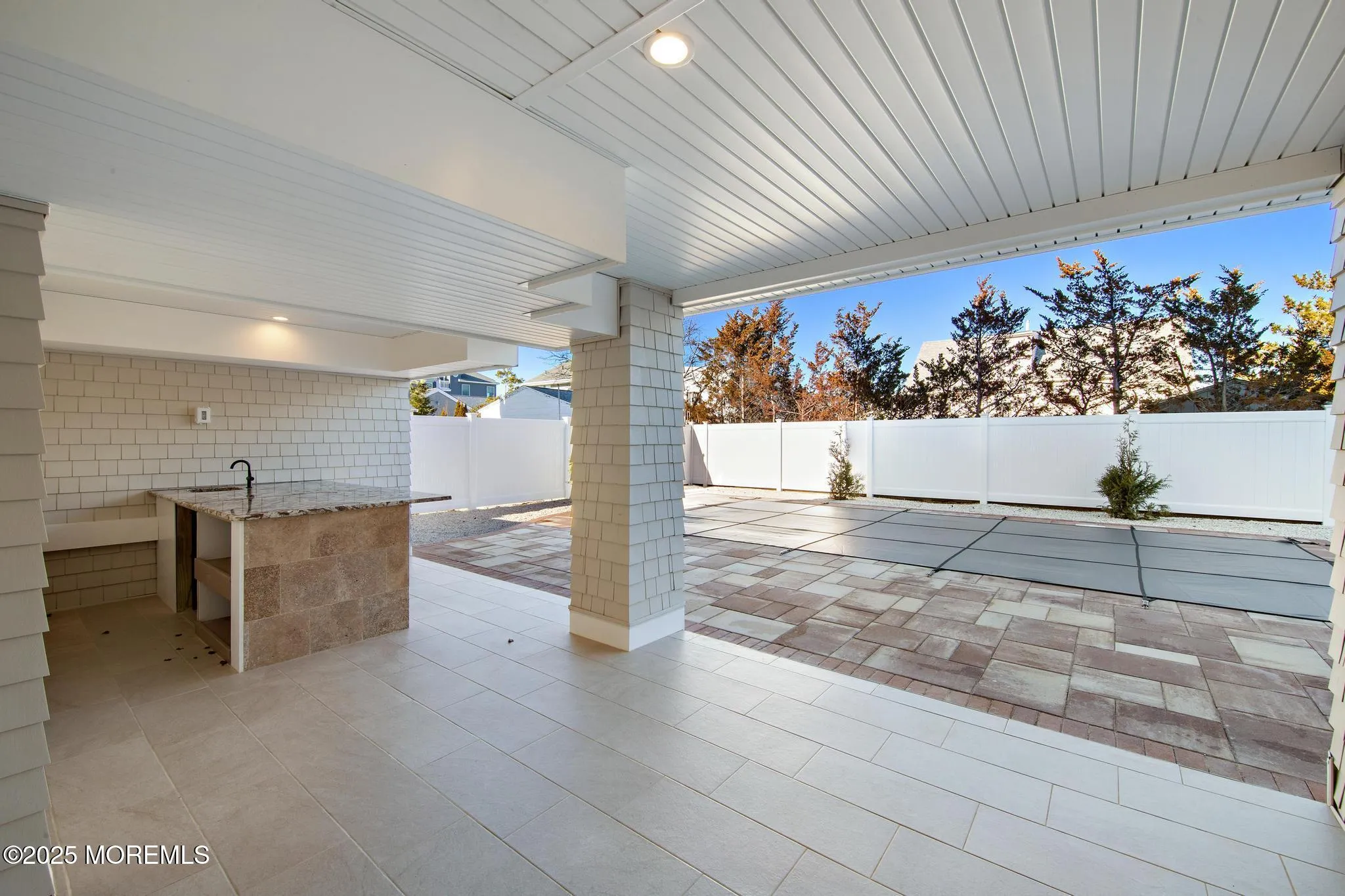 Surf City, New Jersey 08008, United States, 4 Bedrooms Bedrooms, ,5 BathroomsBathrooms,Residential,Active,9469