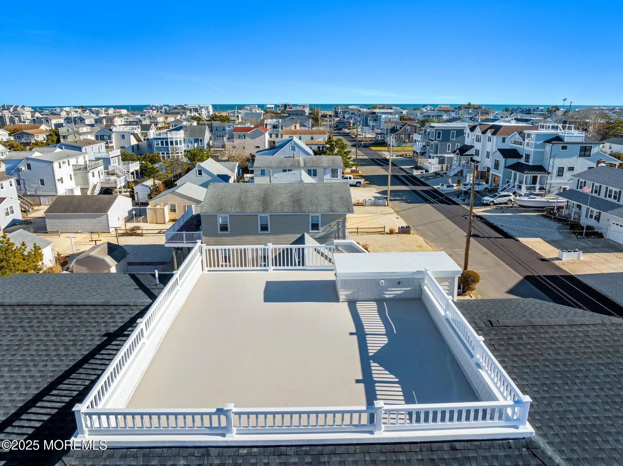 Surf City, New Jersey 08008, United States, 4 Bedrooms Bedrooms, ,5 BathroomsBathrooms,Residential,Active,9469