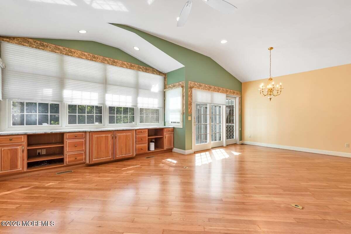 48 Ravine Drive