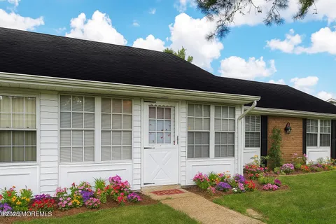 61 Cambridge Circle Unit B, Manchester, NJ 08759 - #: 22522043