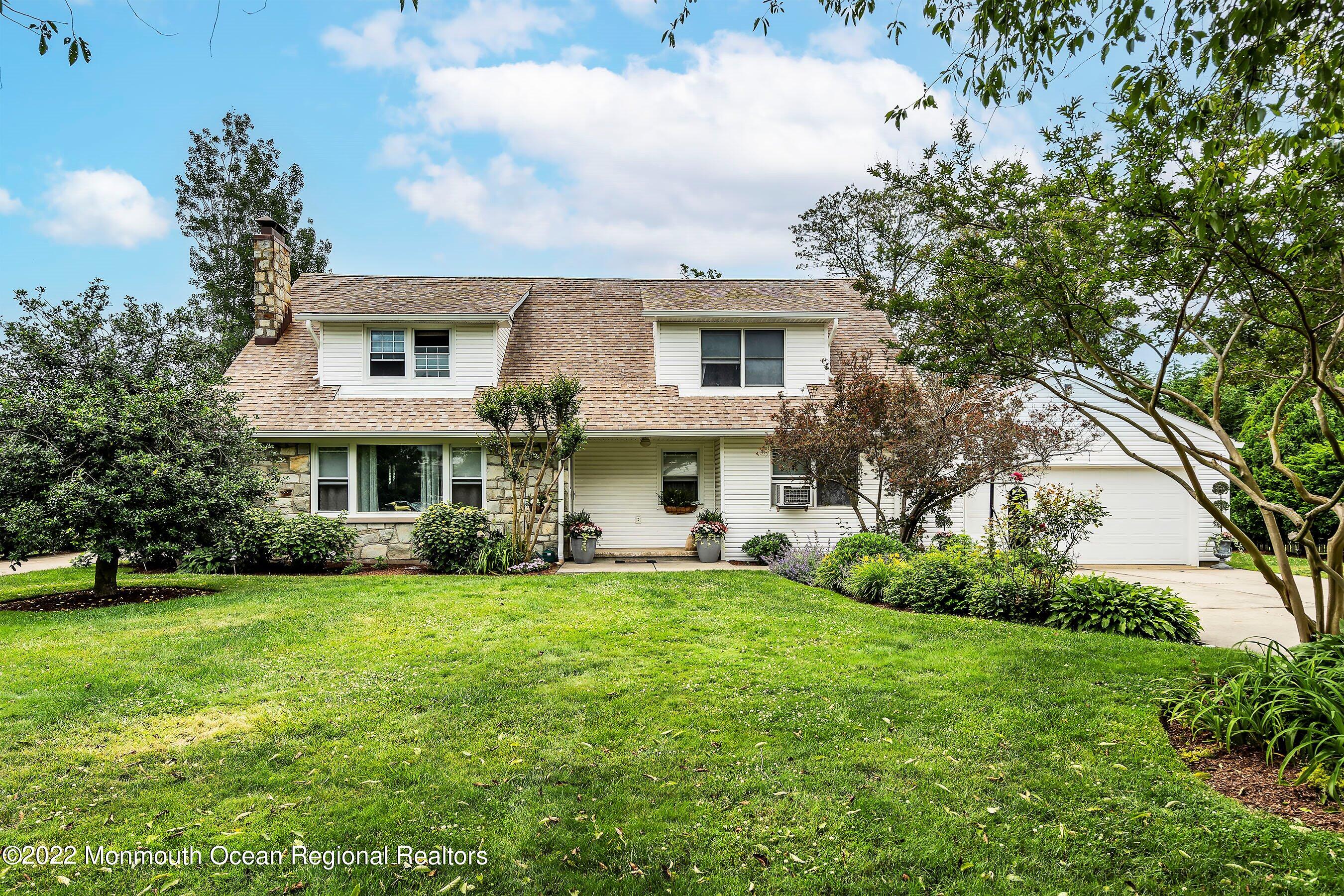 561 Central Avenue