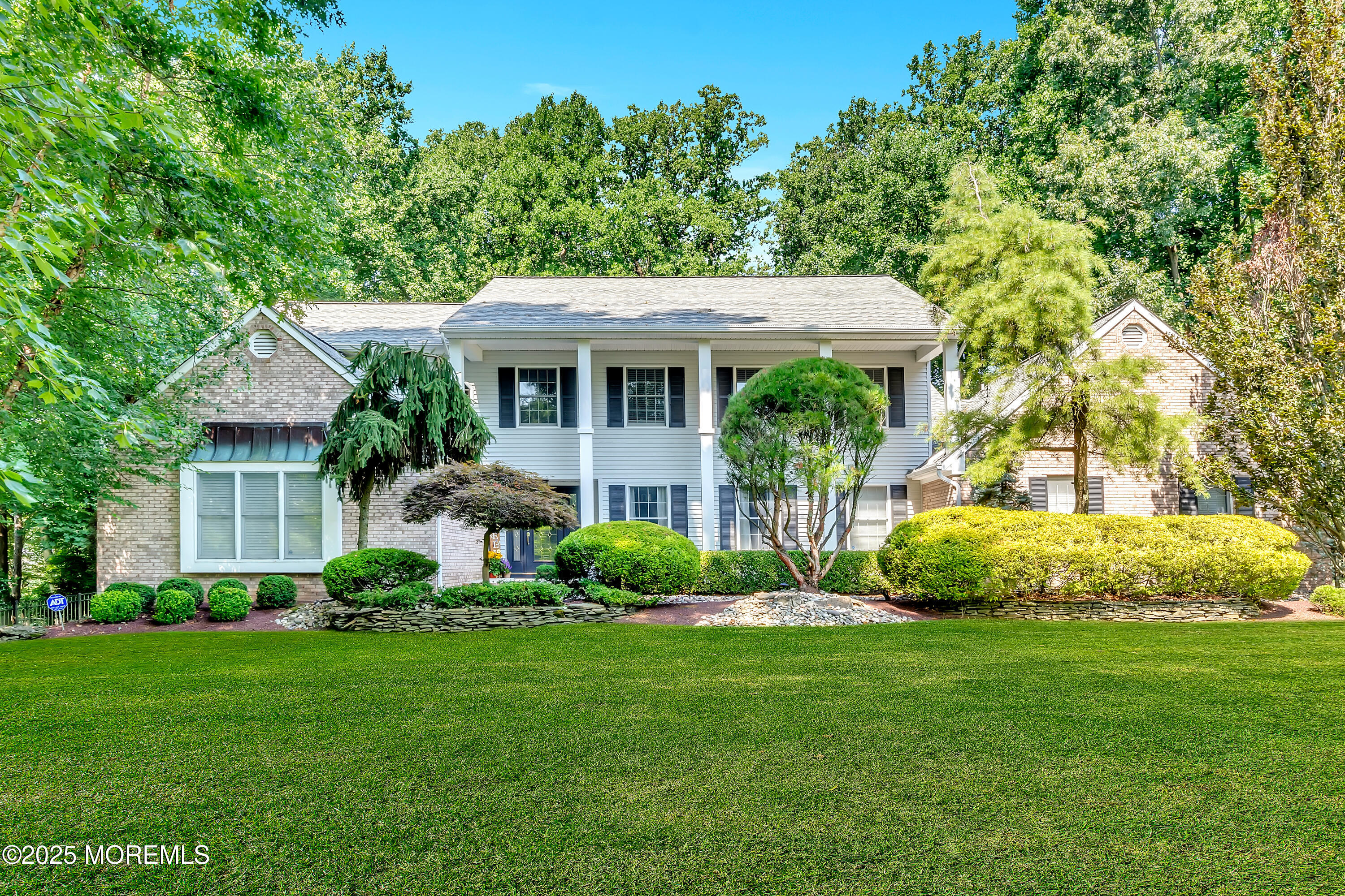11 Applethorn Court, Colts Neck, New Jersey image 2