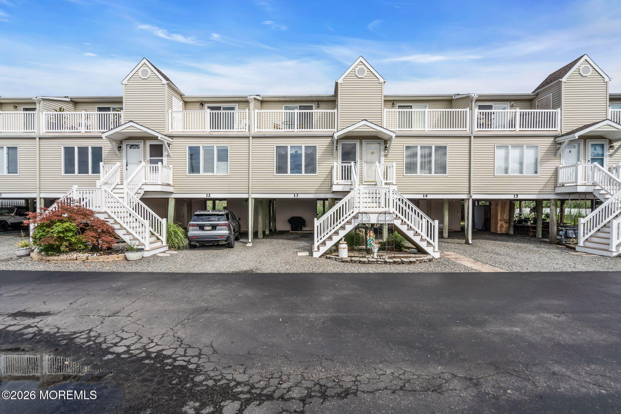 438 E Bay Avenue 13