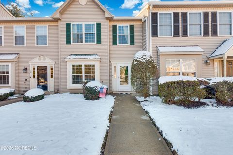 Condo For Sale - 14 Ambrose Lane<br/> Holmdel, NJ 07733