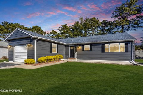 9 Gramercy Court Toms River NJ 08757