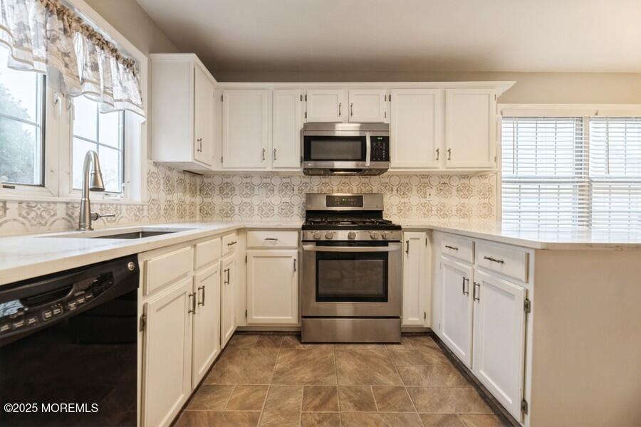 14 Reid Way, Freehold, New Jersey image 8