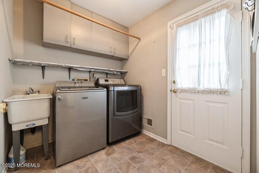 14 Reid Way, Freehold, New Jersey image 11
