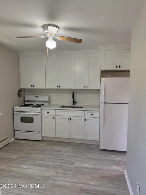 MLS: 22512935