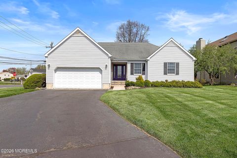 Photo of 1 Jackson Court, Monmouth Beach, NJ 07750 (MLS # 22610680)