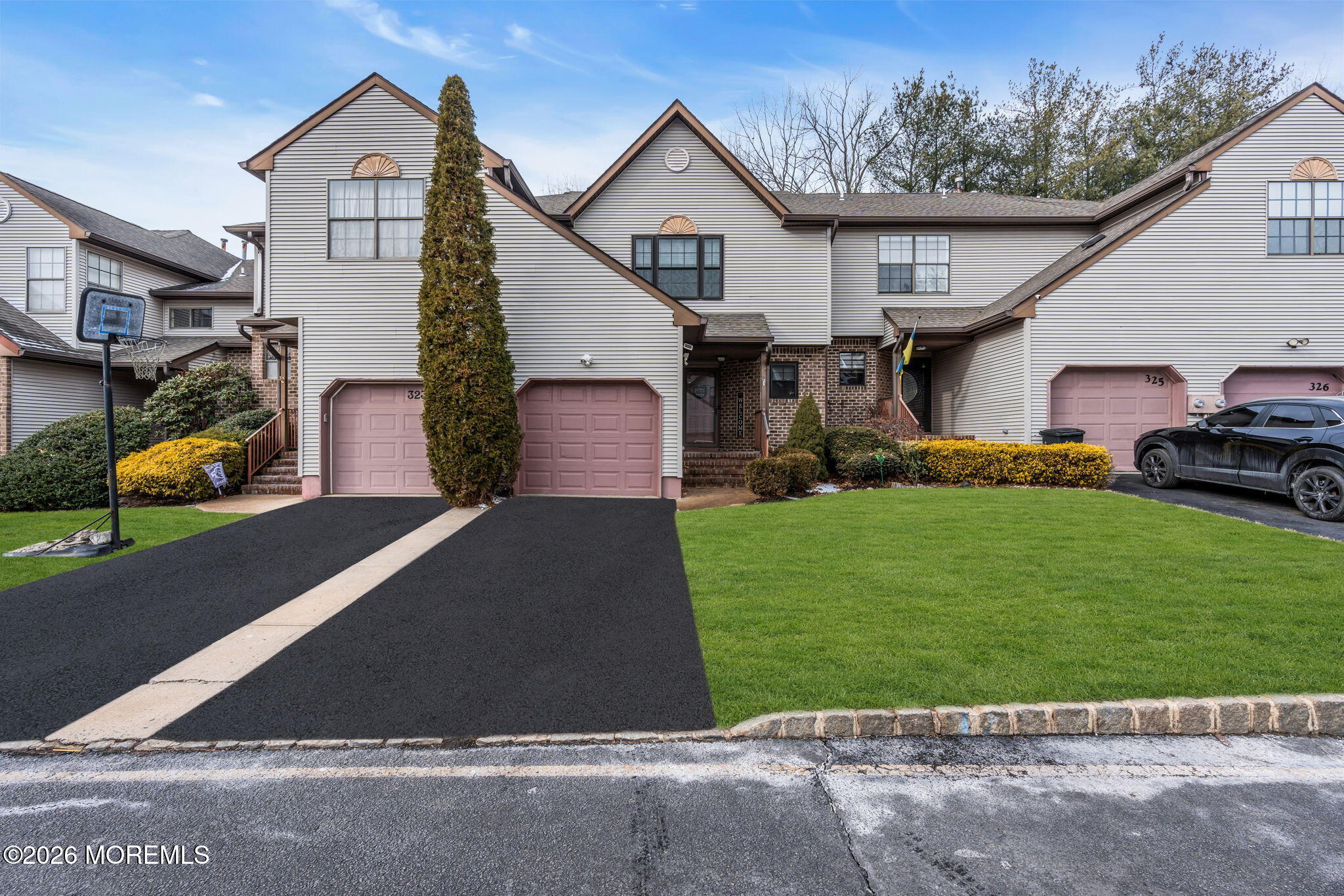 324 Oak Knoll Drive