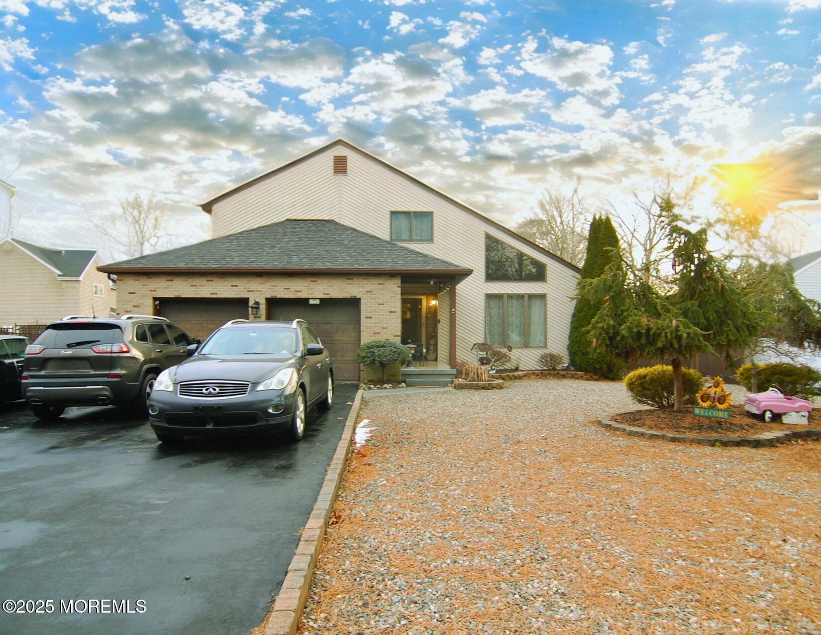 993 Sandy Circle, Manahawkin, New Jersey image 1