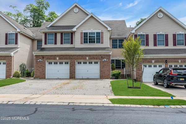 44 SMOCK CT, MANALAPAN, NJ 07726 - Image 9367abcf2a447d9dd129e196ddd6f5fd/1456253990