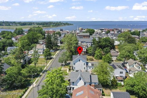 Multifamily For Rent - 103 Main Street #UPSTAIRS<br/> Keyport, NJ 07735