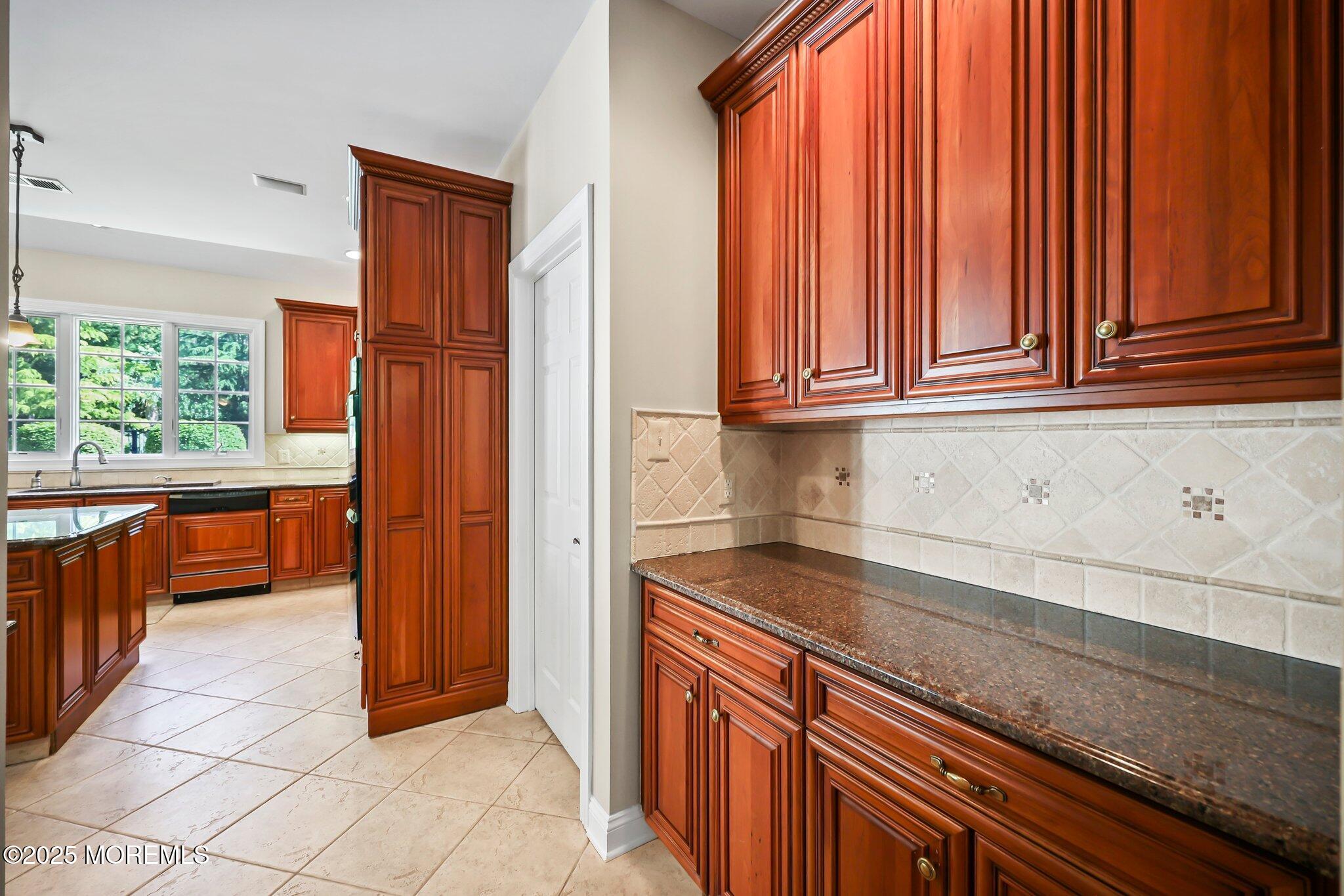 105 Beagle Drive, Manalapan, New Jersey image 15