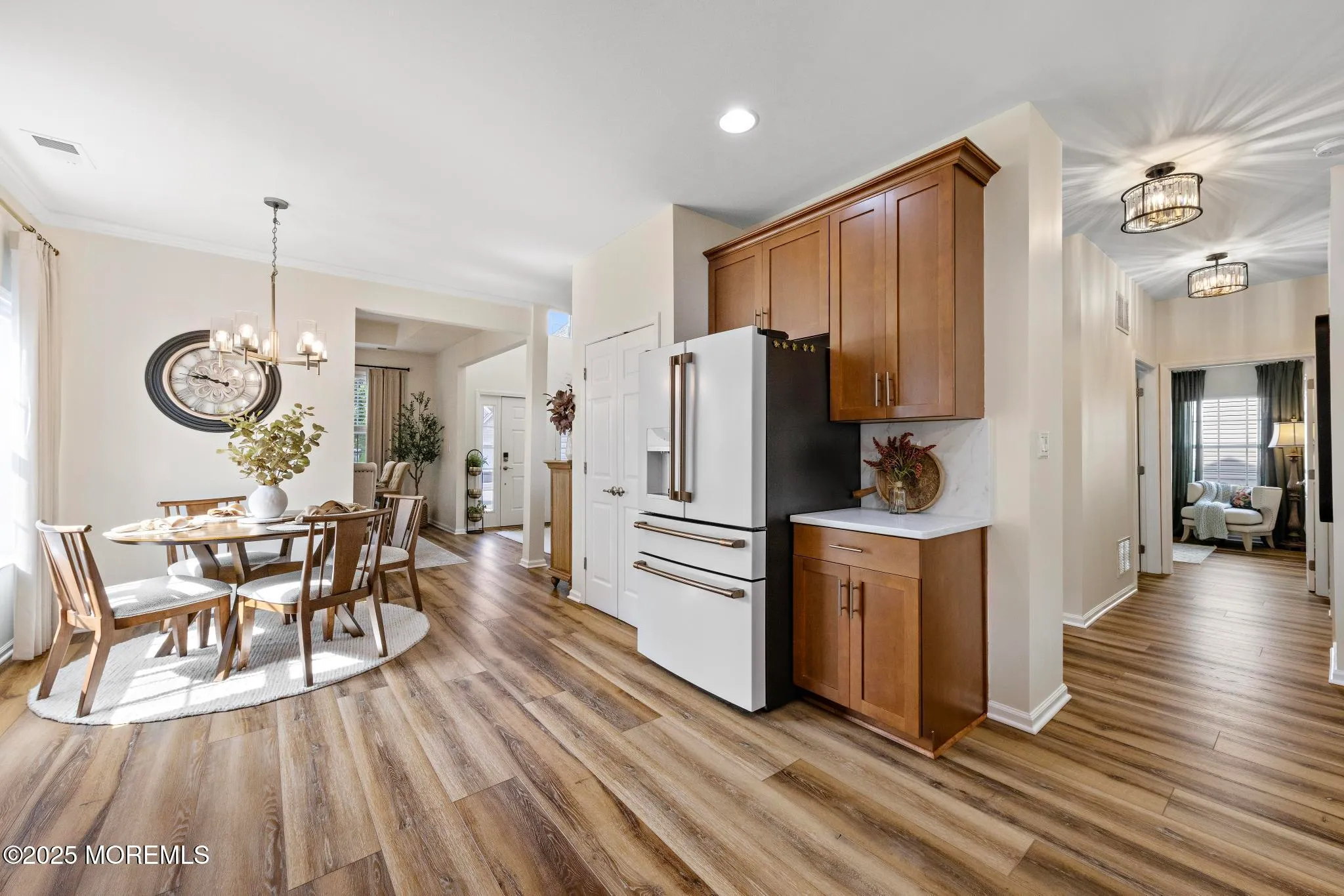 Manahawkin, New Jersey 08050, United States, 2 Bedrooms Bedrooms, ,2 BathroomsBathrooms,Residential,Pending,184073