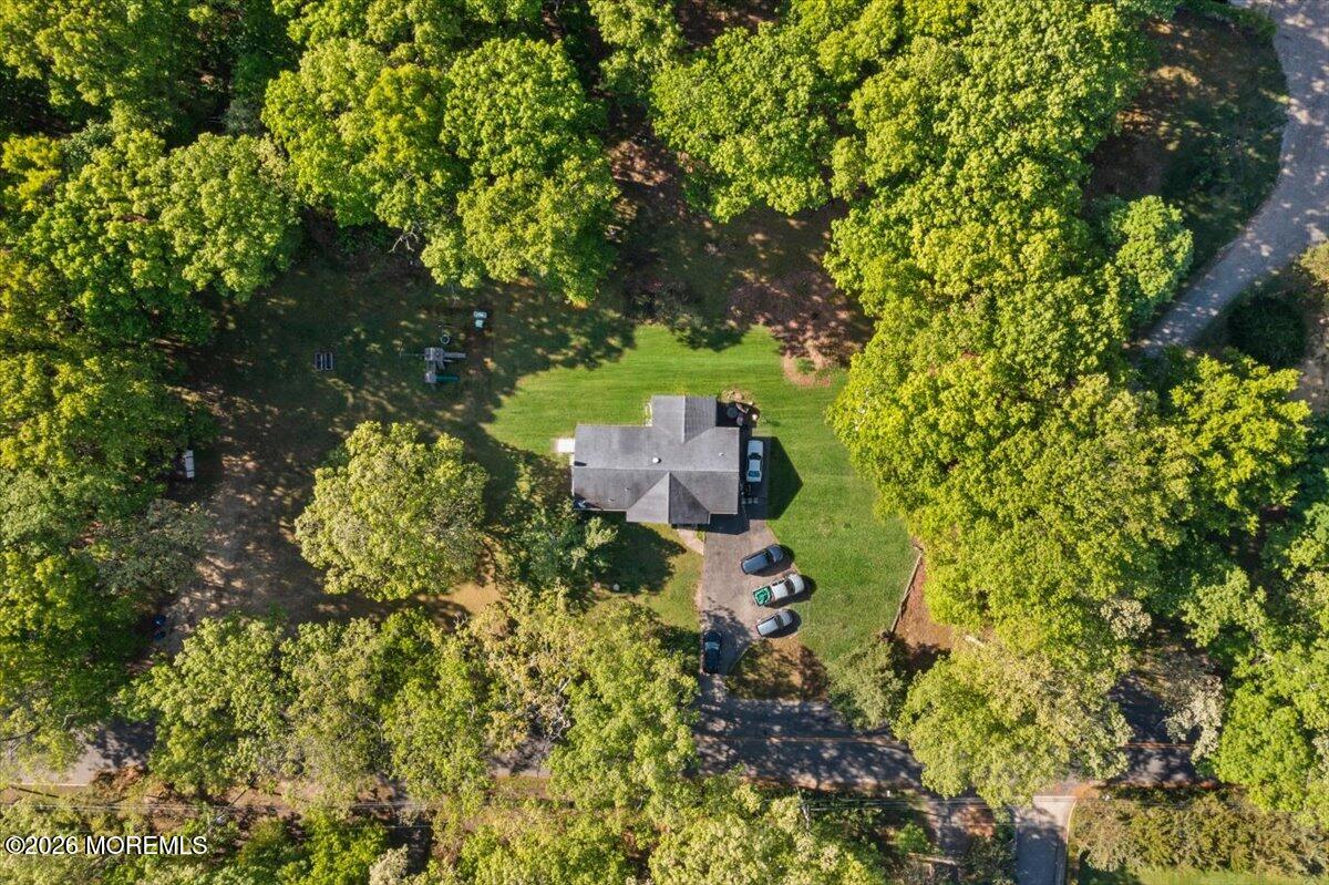 2550 Allenwood Lakewood Road