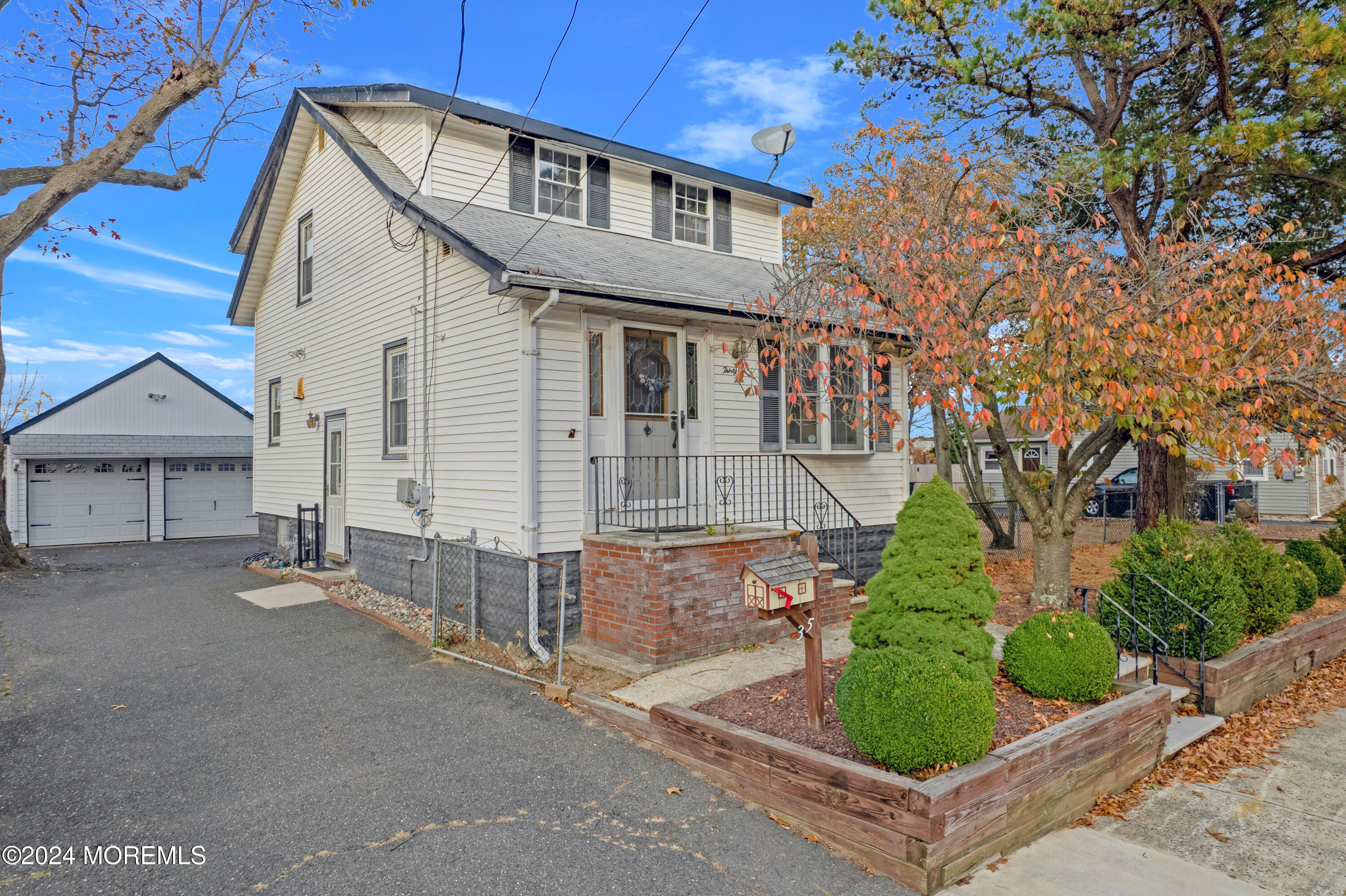 35 10th Street, Hazlet, New Jersey image 2