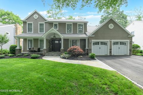 Photo of 10 Gentry Drive, Fair Haven, NJ 07704 (MLS # 22531633)
