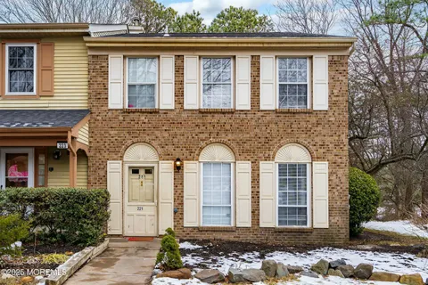 221 Zachary Court, Lakewood, NJ 08701 - MLS#: 22501784
