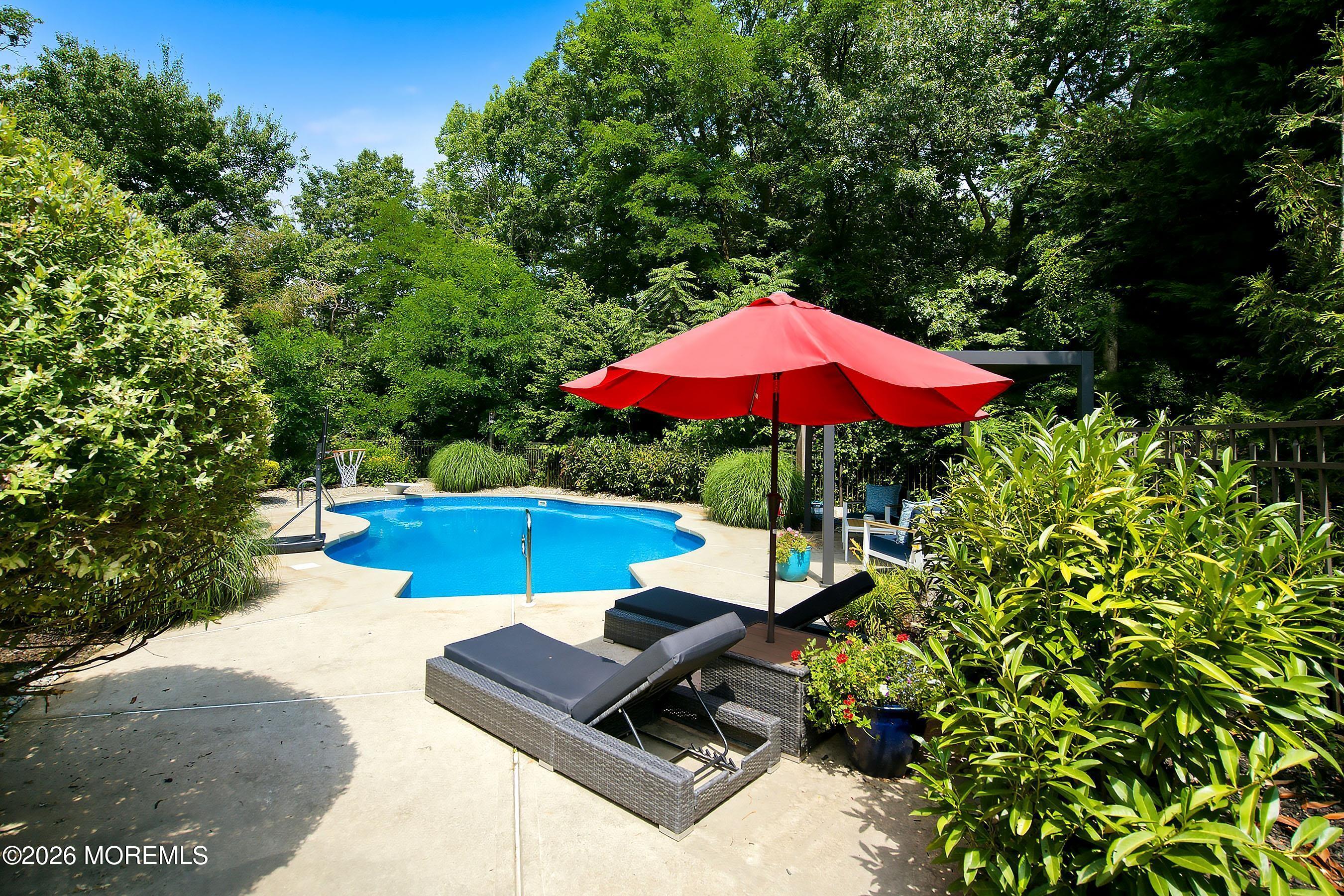 2085 Overbrook Drive