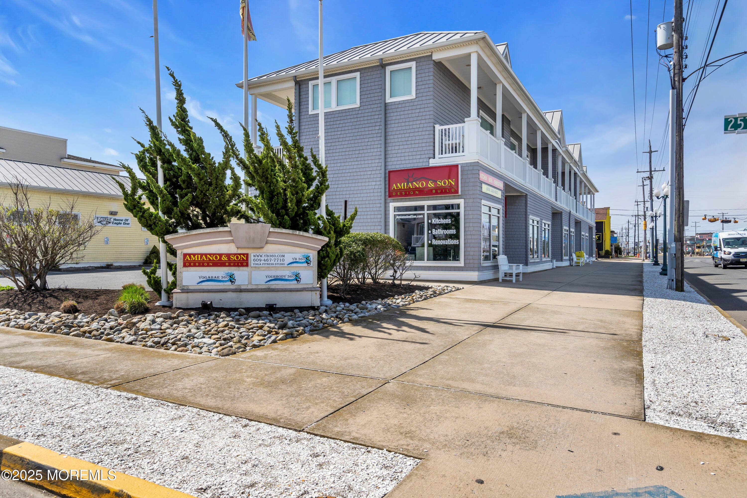 2504 Long Beach Boulevard 3A