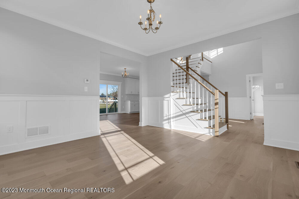 Photo 6 of 56 of 2 Sander Way house