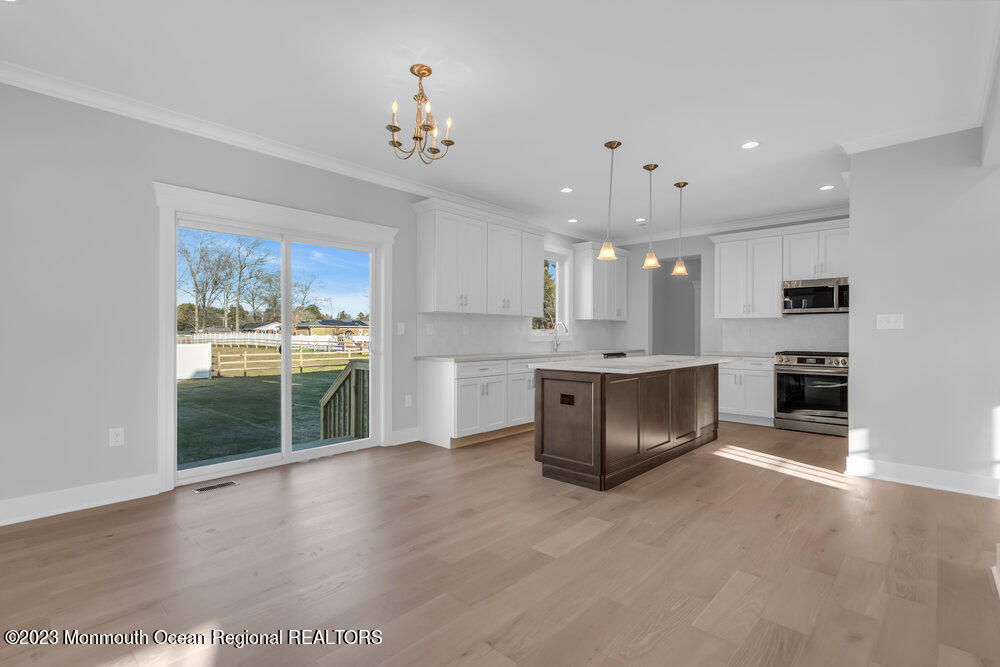 Photo 9 of 56 of 2 Sander Way house
