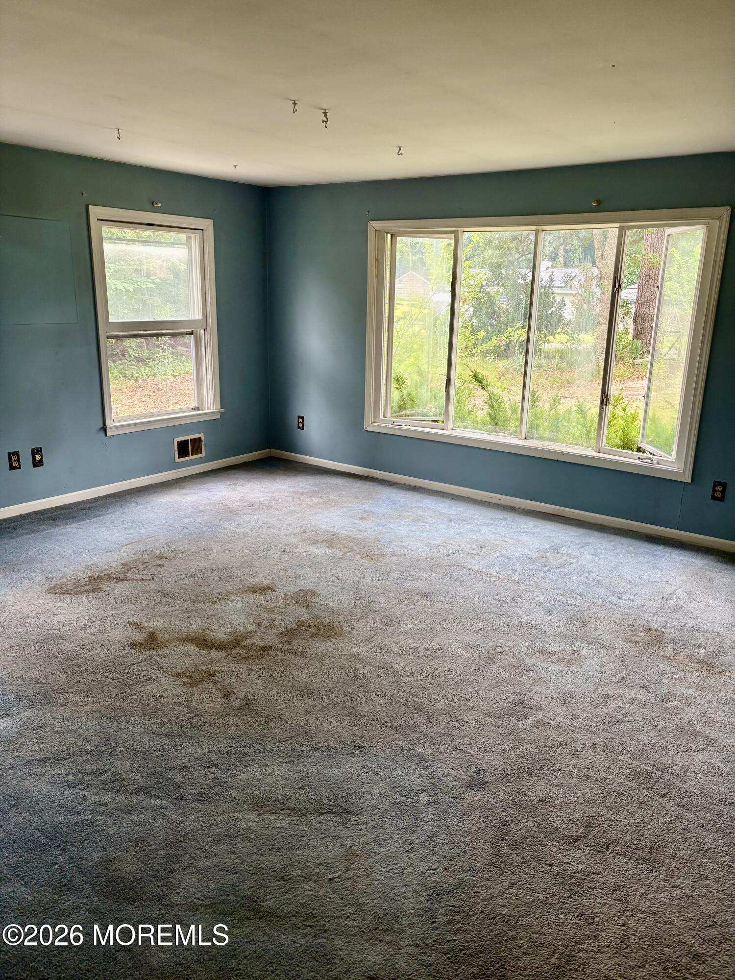 123 Algonquin Trail