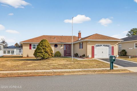 Photo of 211 Bonaire Drive, Toms River, NJ 08757 (MLS # 22601366)