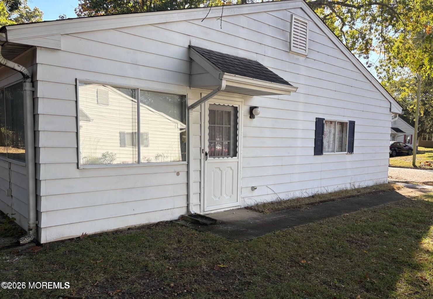 8 Nevada Drive B