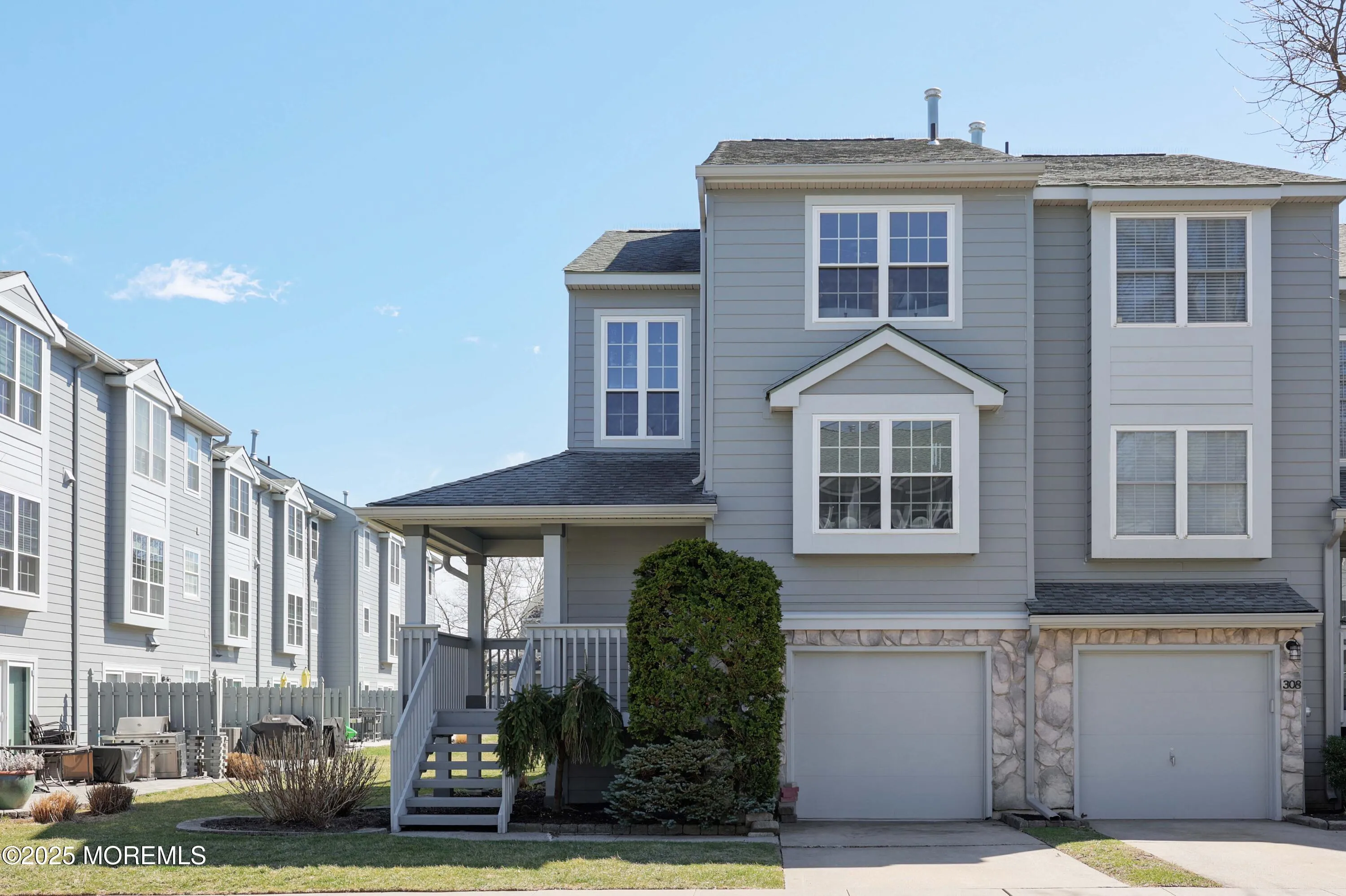 Neptune Township, New Jersey 07753, United States, 2 Bedrooms Bedrooms, ,3 BathroomsBathrooms,Residential,Active,92260