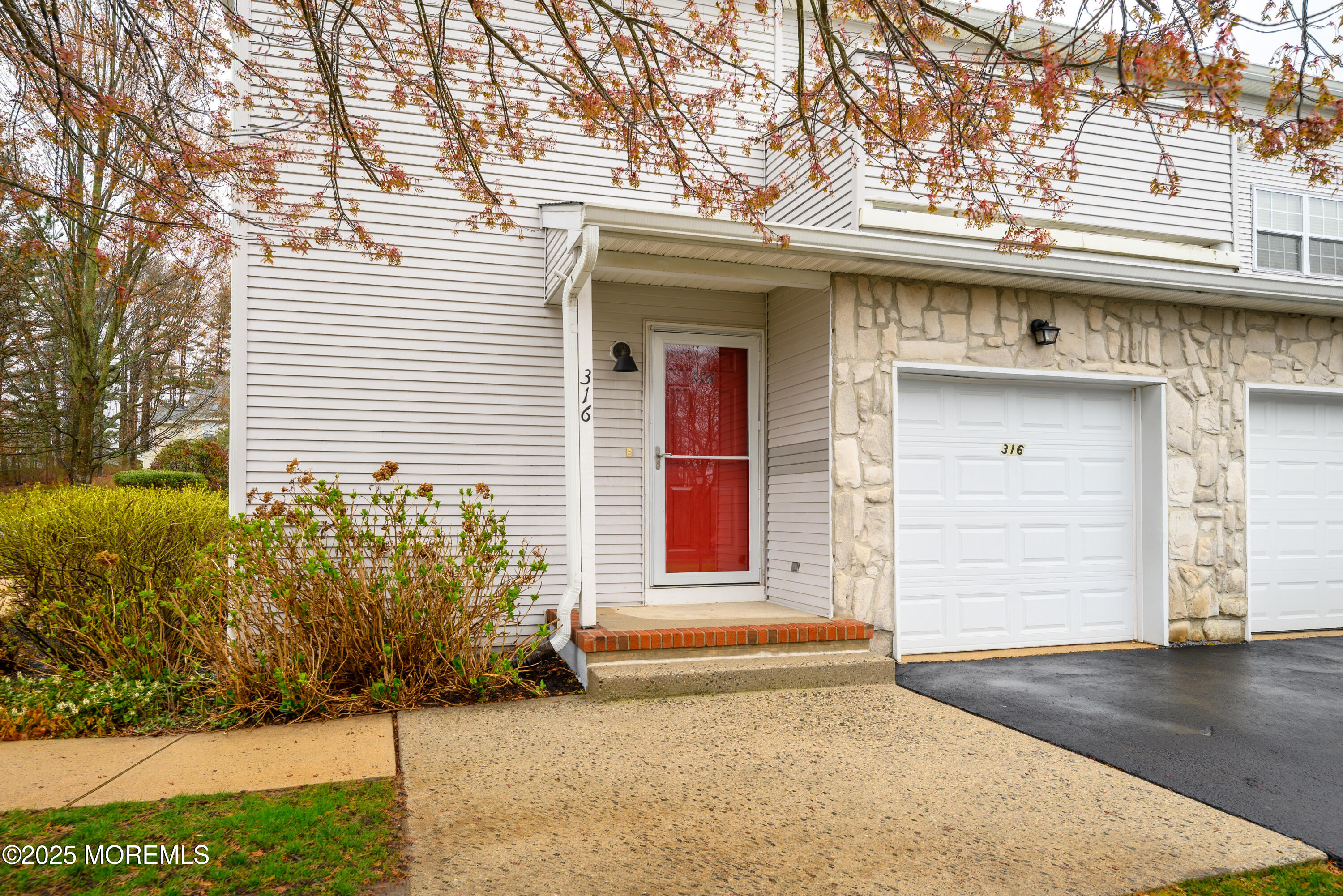 316 Love Lane, Wall, New Jersey image 3