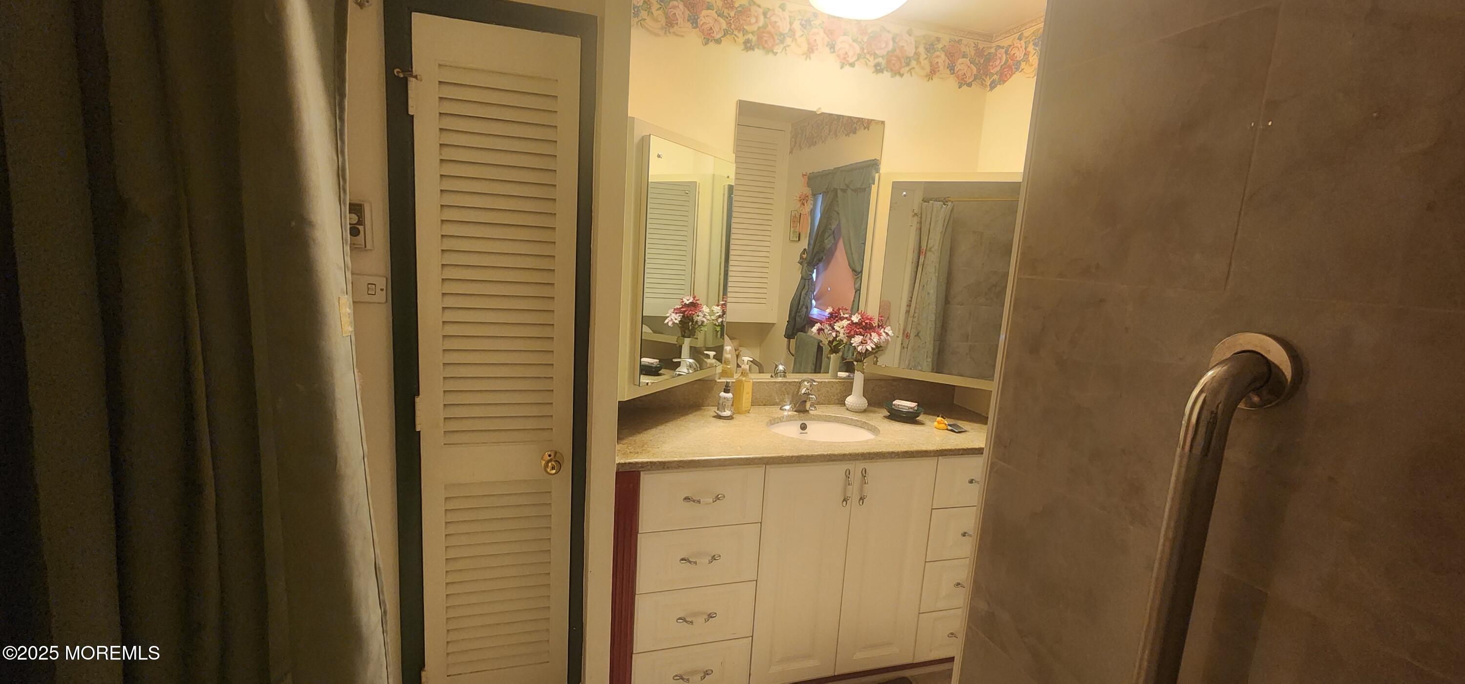 41E Cambridge Court, Lakewood, New Jersey image 18