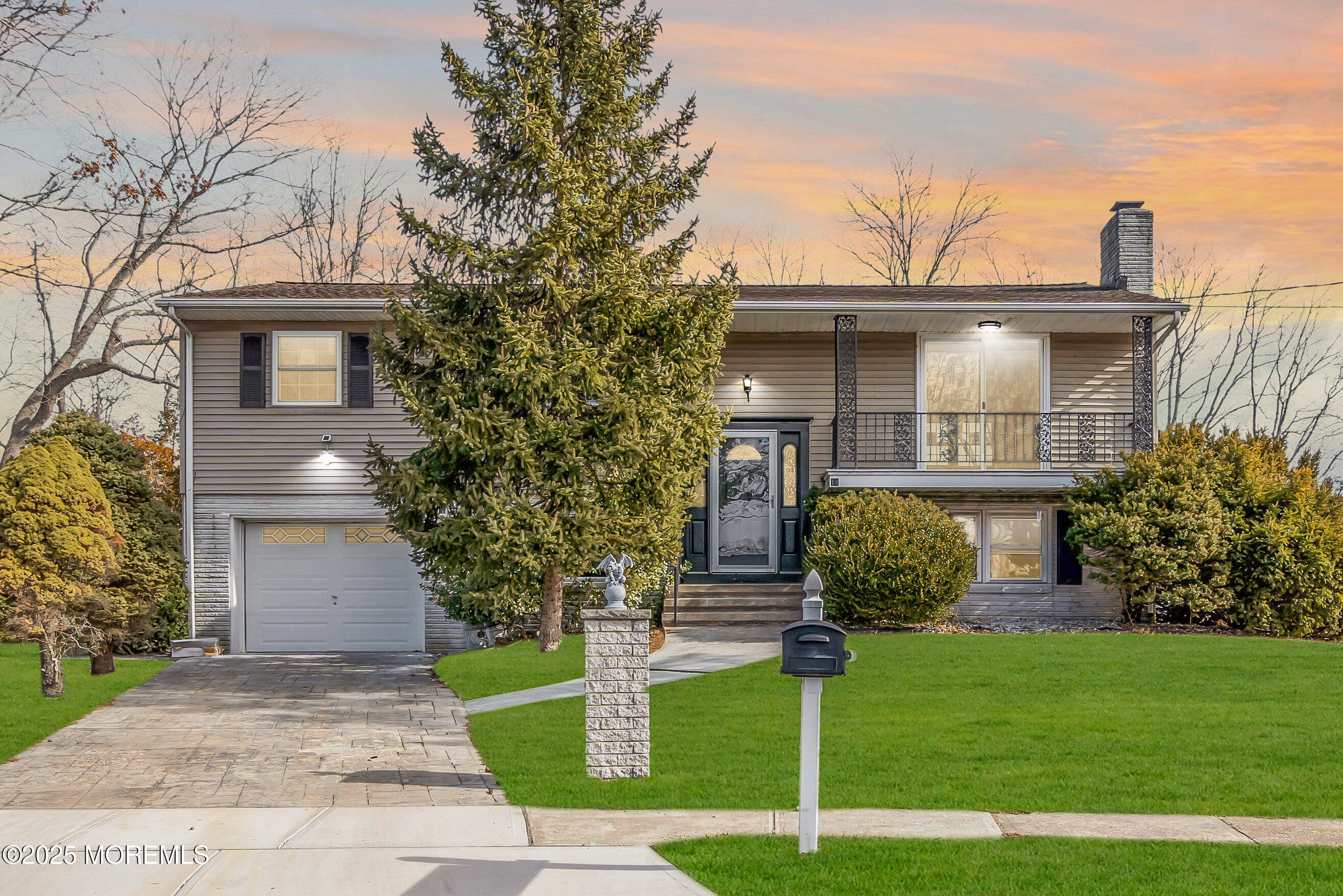 14 Burdge Drive, Howell, New Jersey image 2