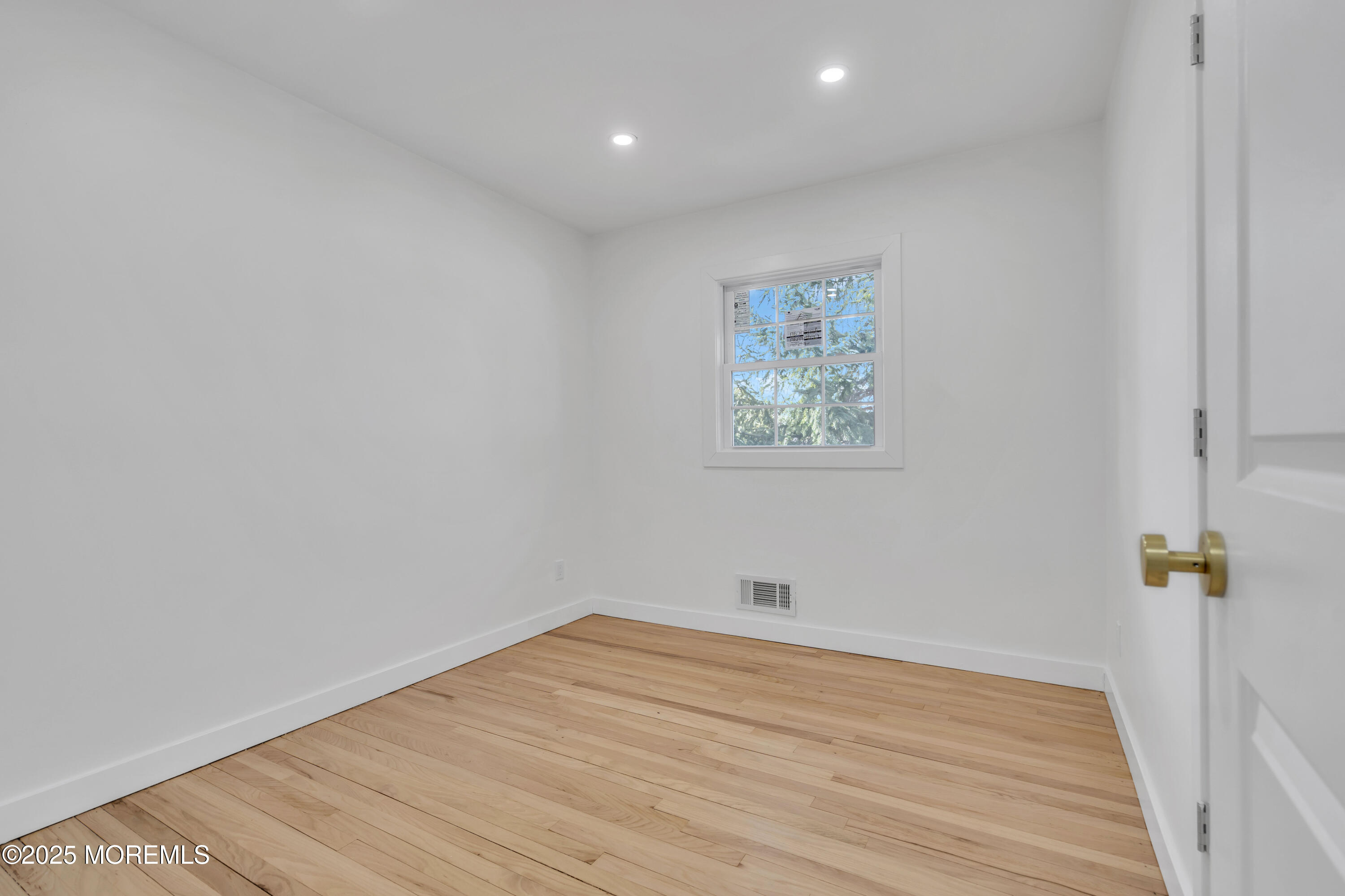 14 Burdge Drive, Howell, New Jersey image 31