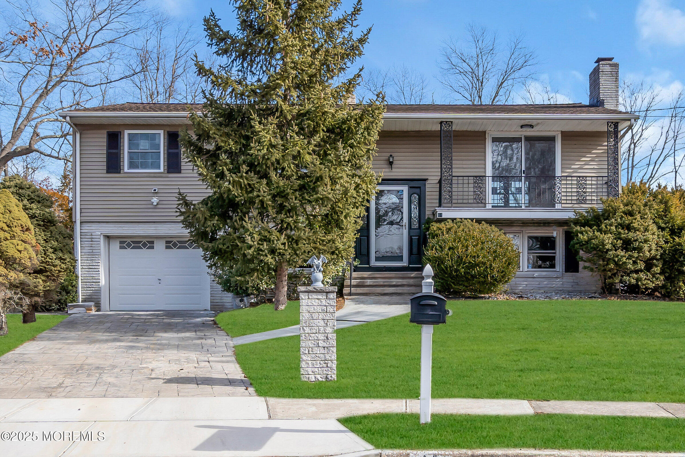 14 Burdge Drive, Howell, New Jersey image 3