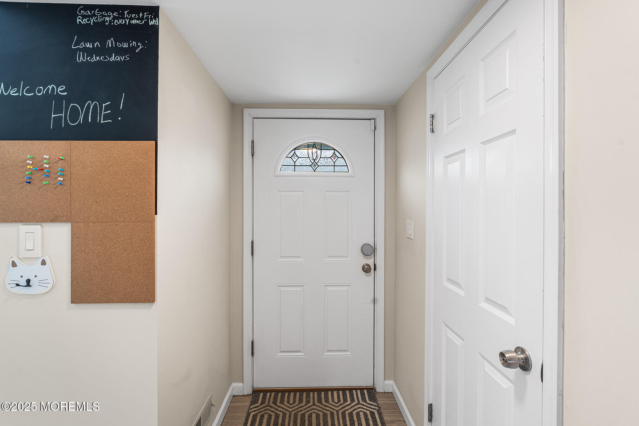 251 Chaucer Court, Old Bridge, New Jersey image 11