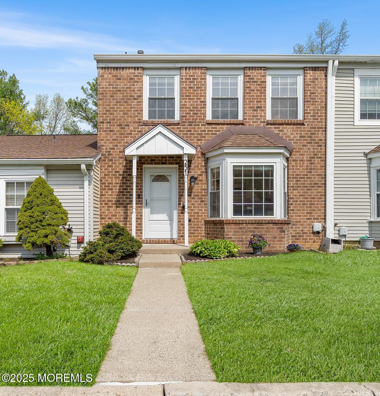 251 Chaucer Court, Old Bridge, New Jersey image 2