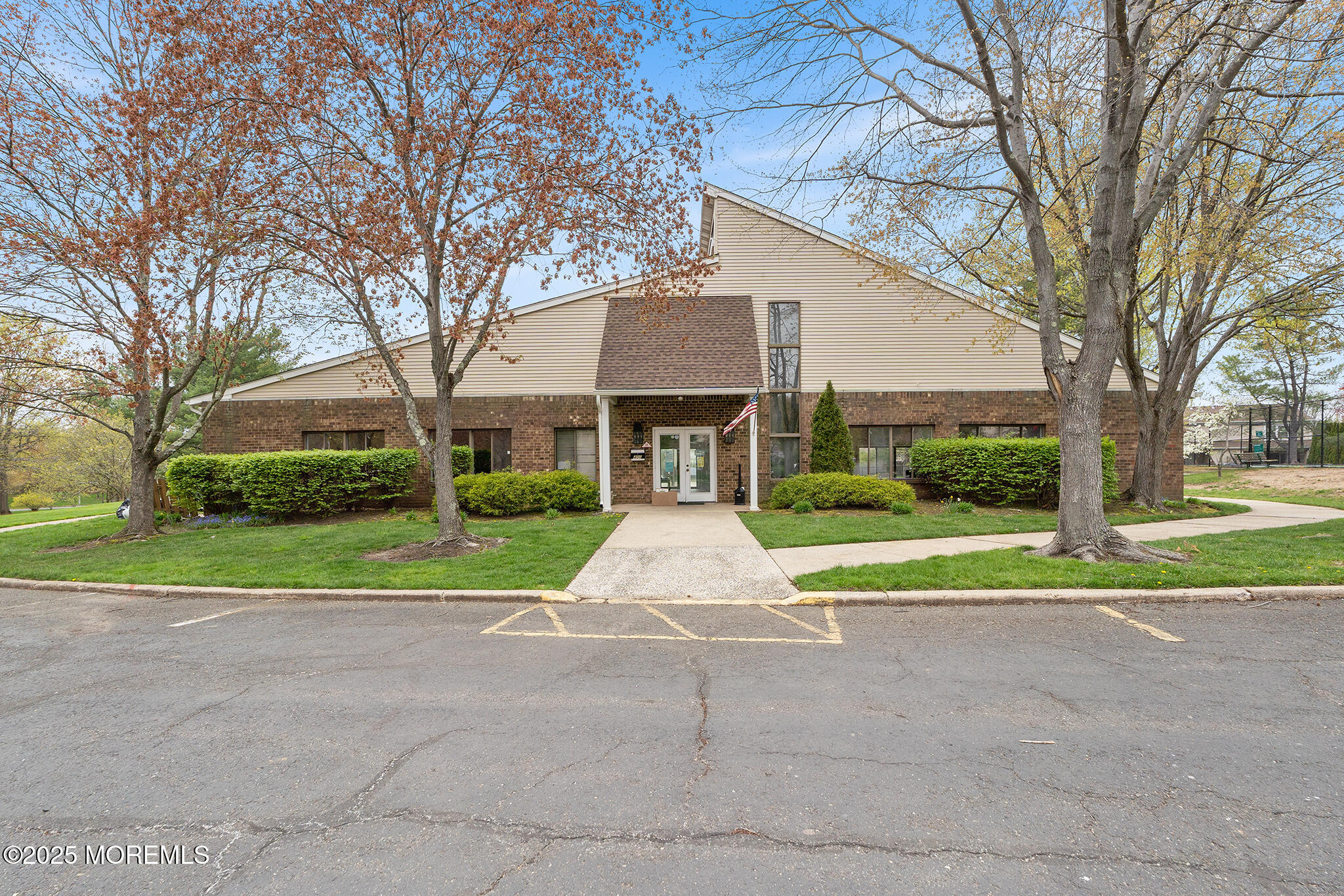 251 Chaucer Court, Old Bridge, New Jersey image 34