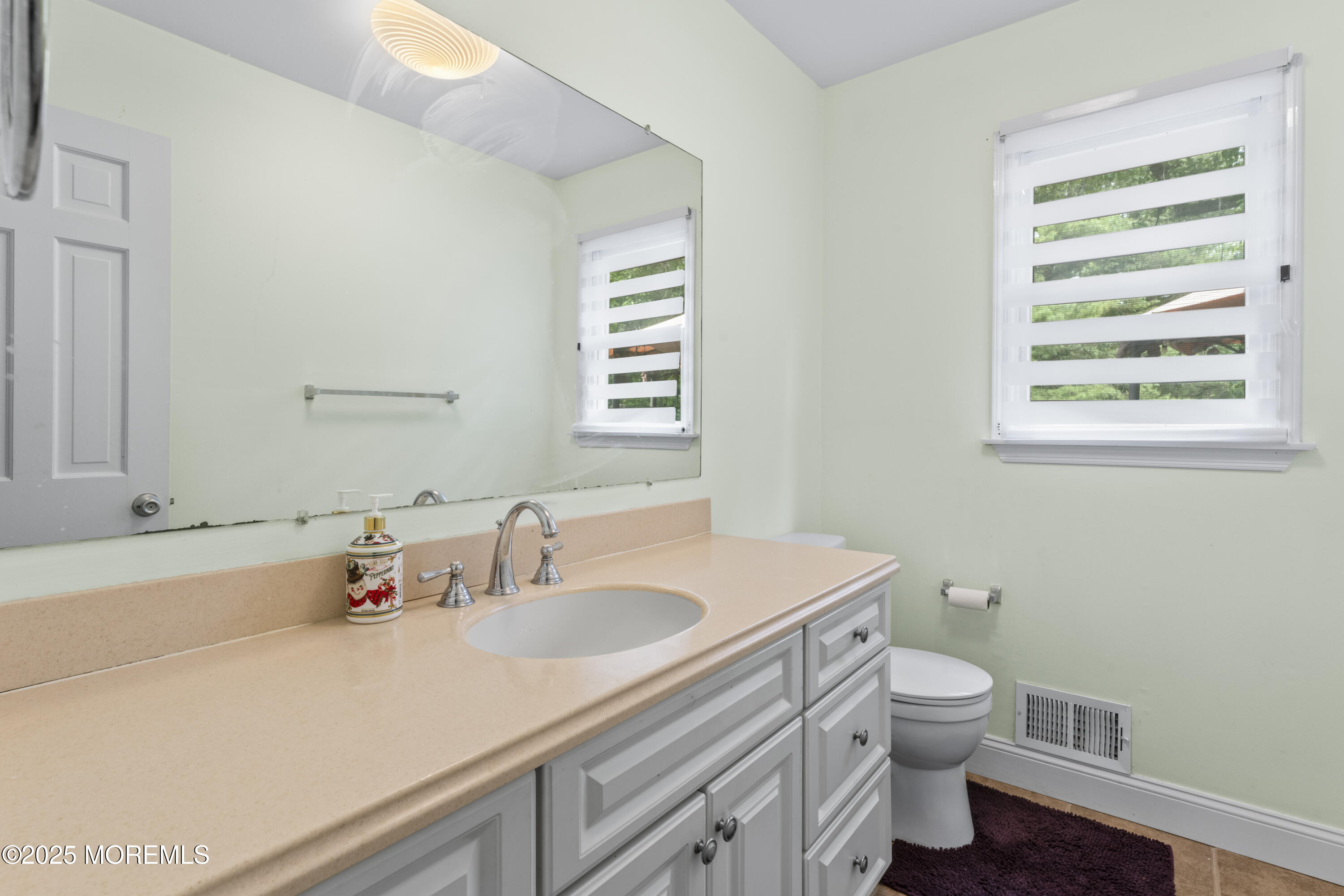 2 Apple Grove Drive, Holmdel, New Jersey image 26