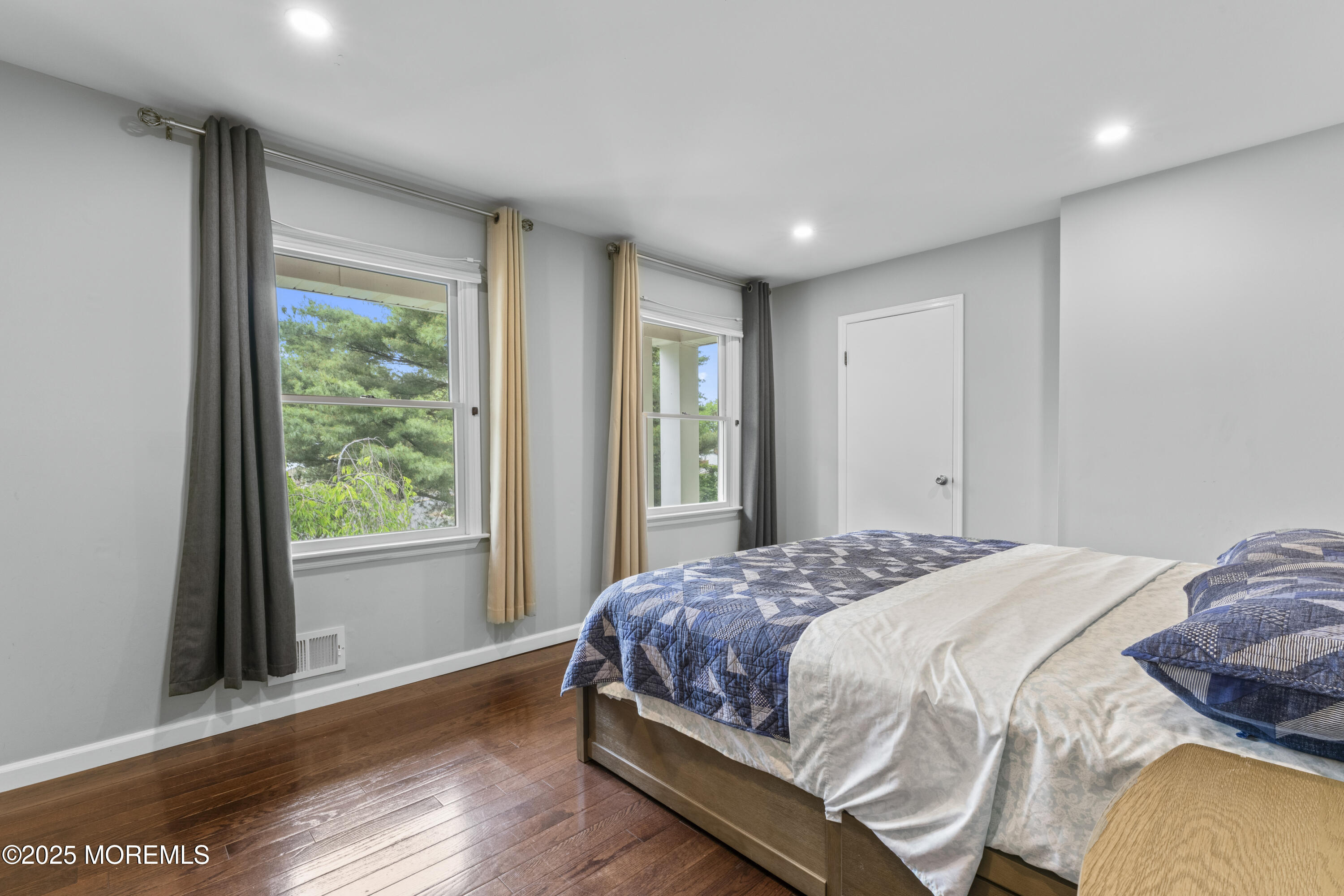 2 Apple Grove Drive, Holmdel, New Jersey image 25