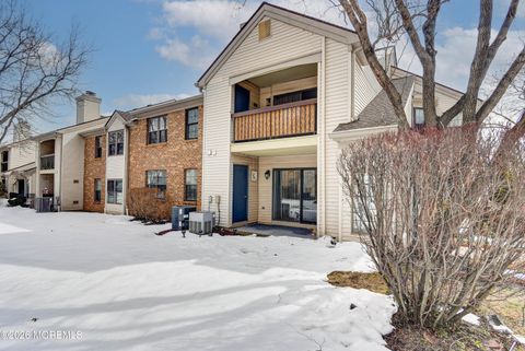 902 Harbor Club Drive 902 Parlin NJ 08859