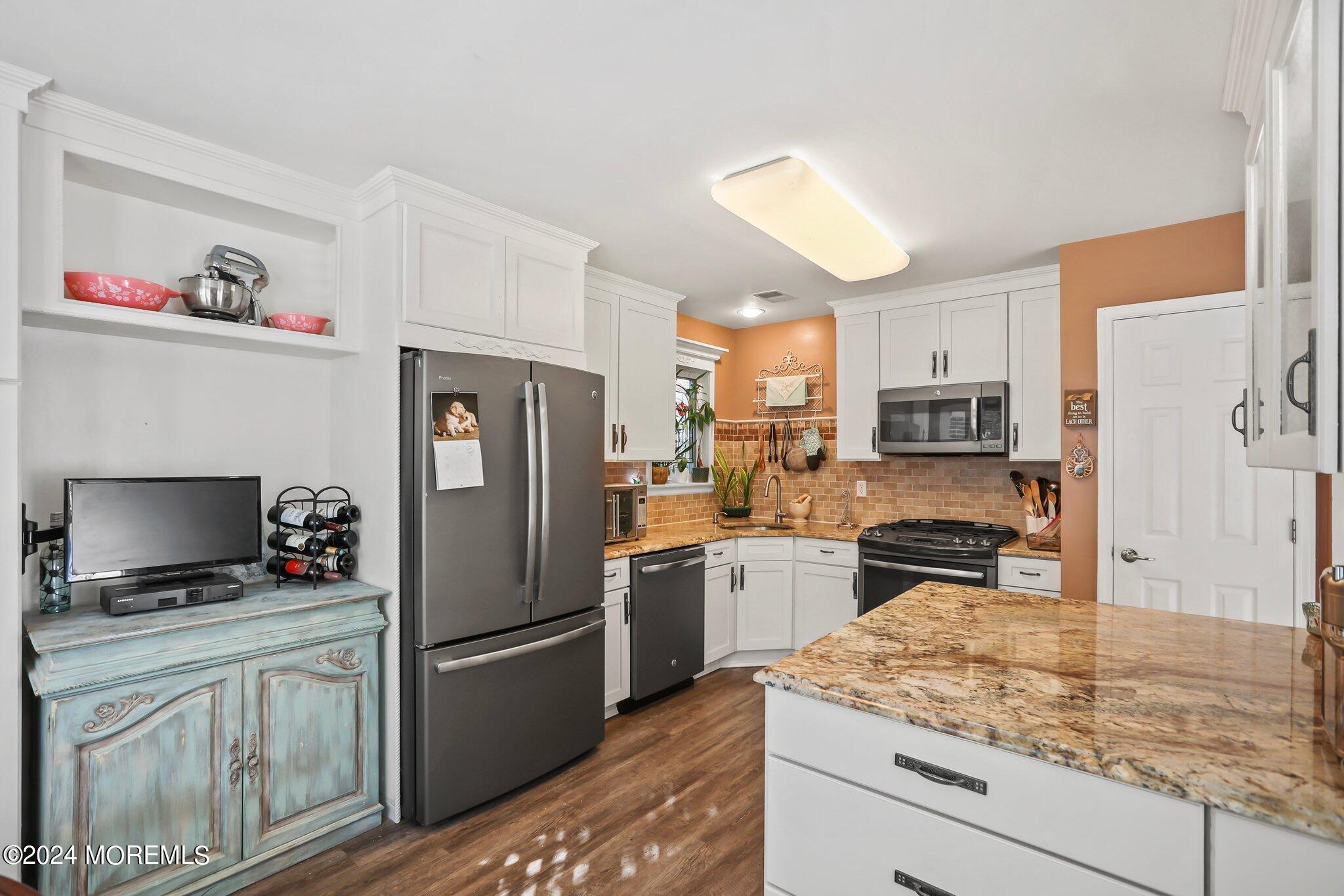 31 Strawberry Lane, Lakewood, New Jersey image 15