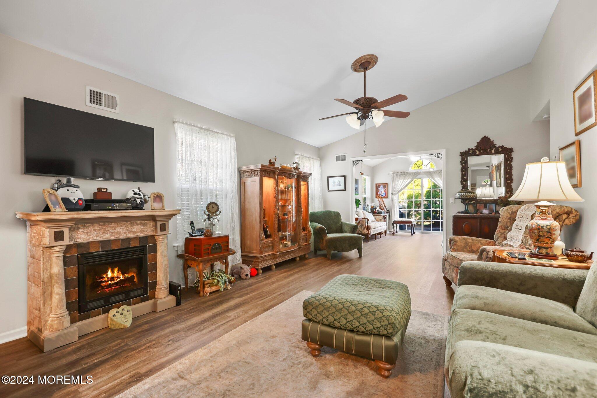 31 Strawberry Lane, Lakewood, New Jersey image 7