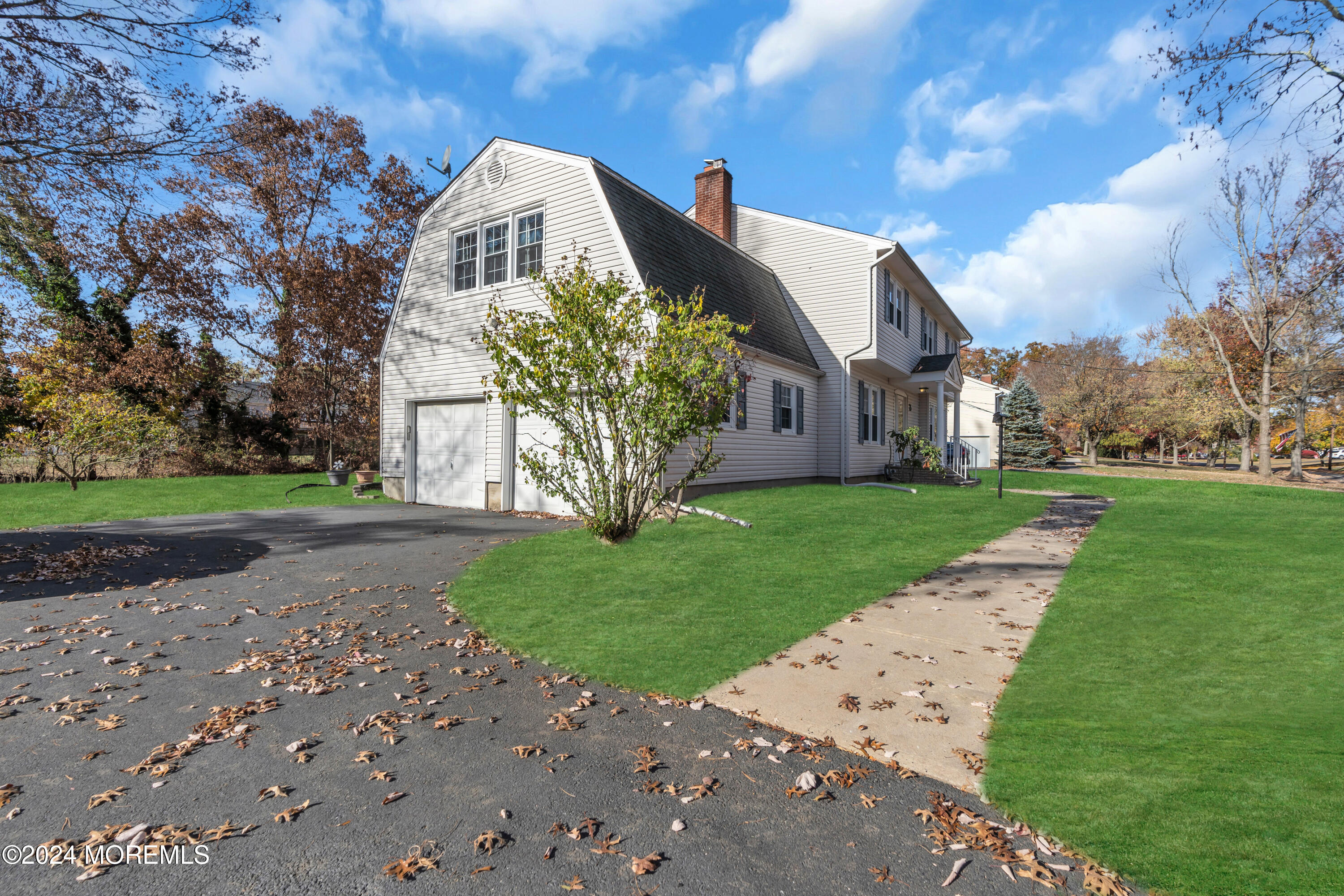 26 Cambridge Road, Freehold, New Jersey image 5