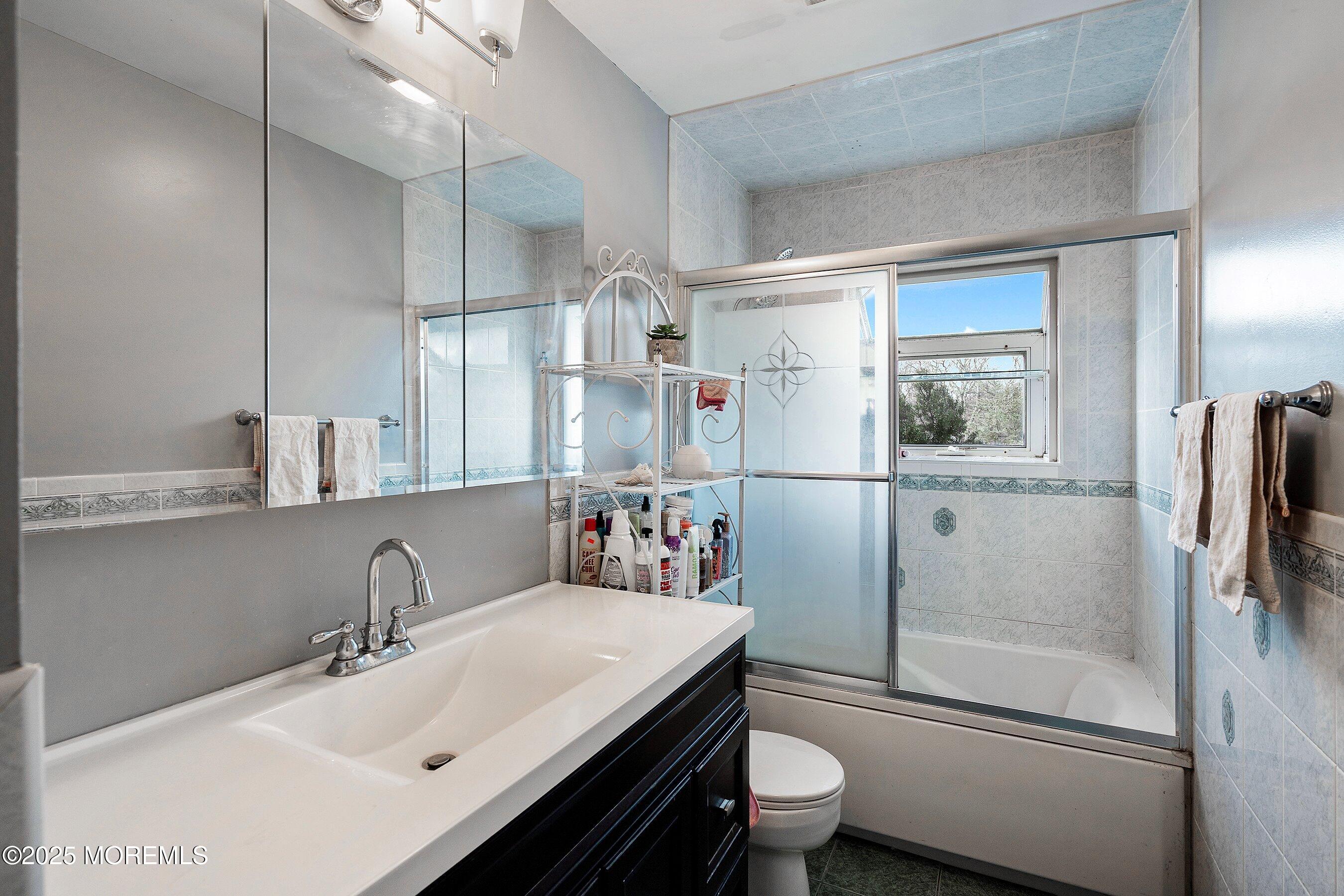 9 Rhode Island Drive, Jackson, New Jersey image 12
