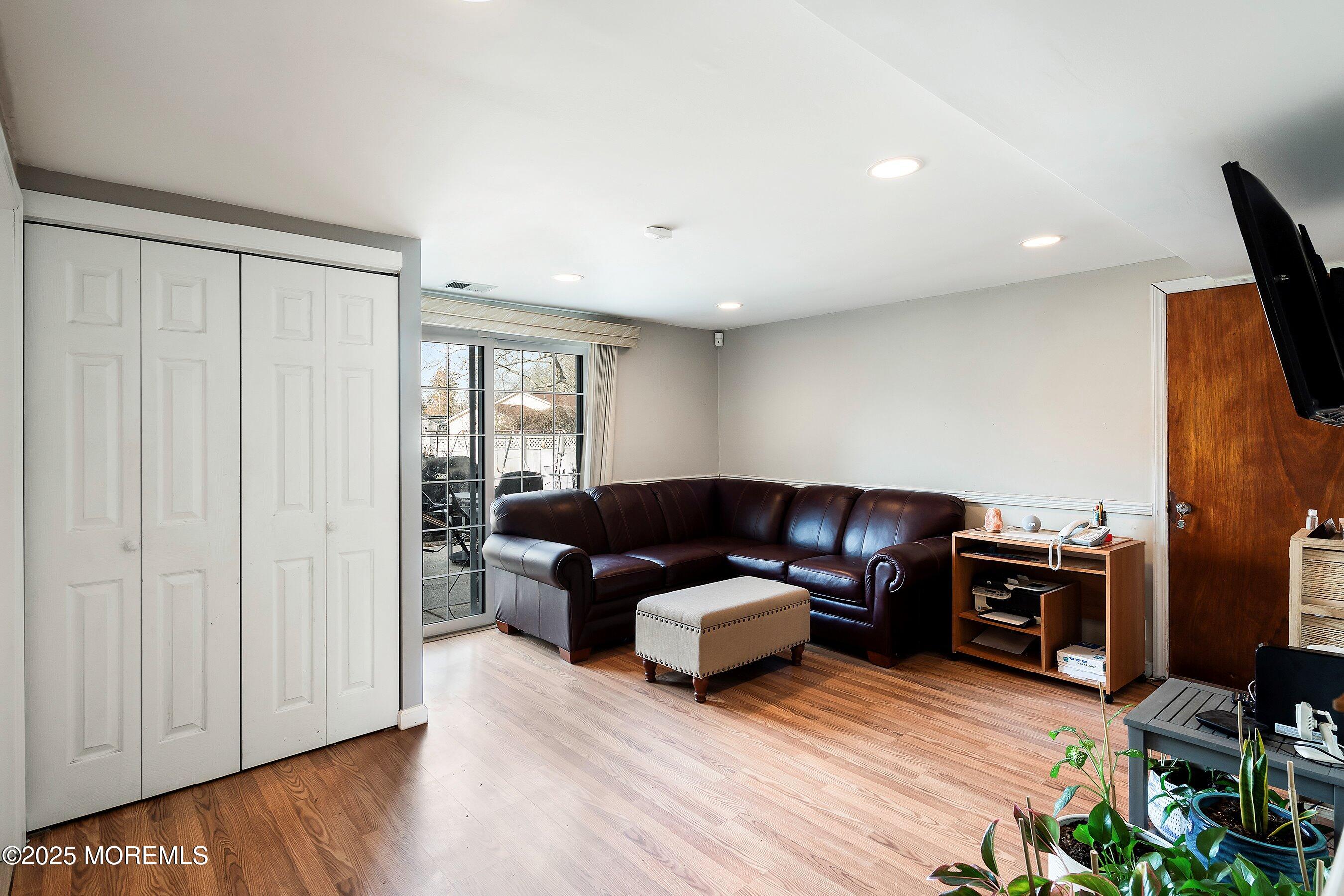 9 Rhode Island Drive, Jackson, New Jersey image 6