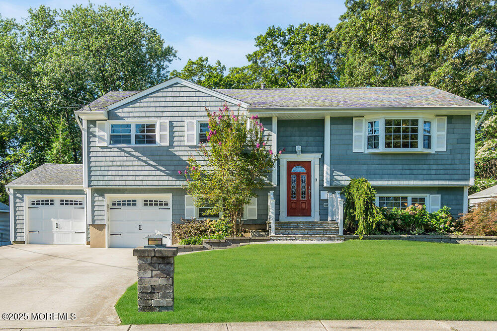 7 Overbrook Place