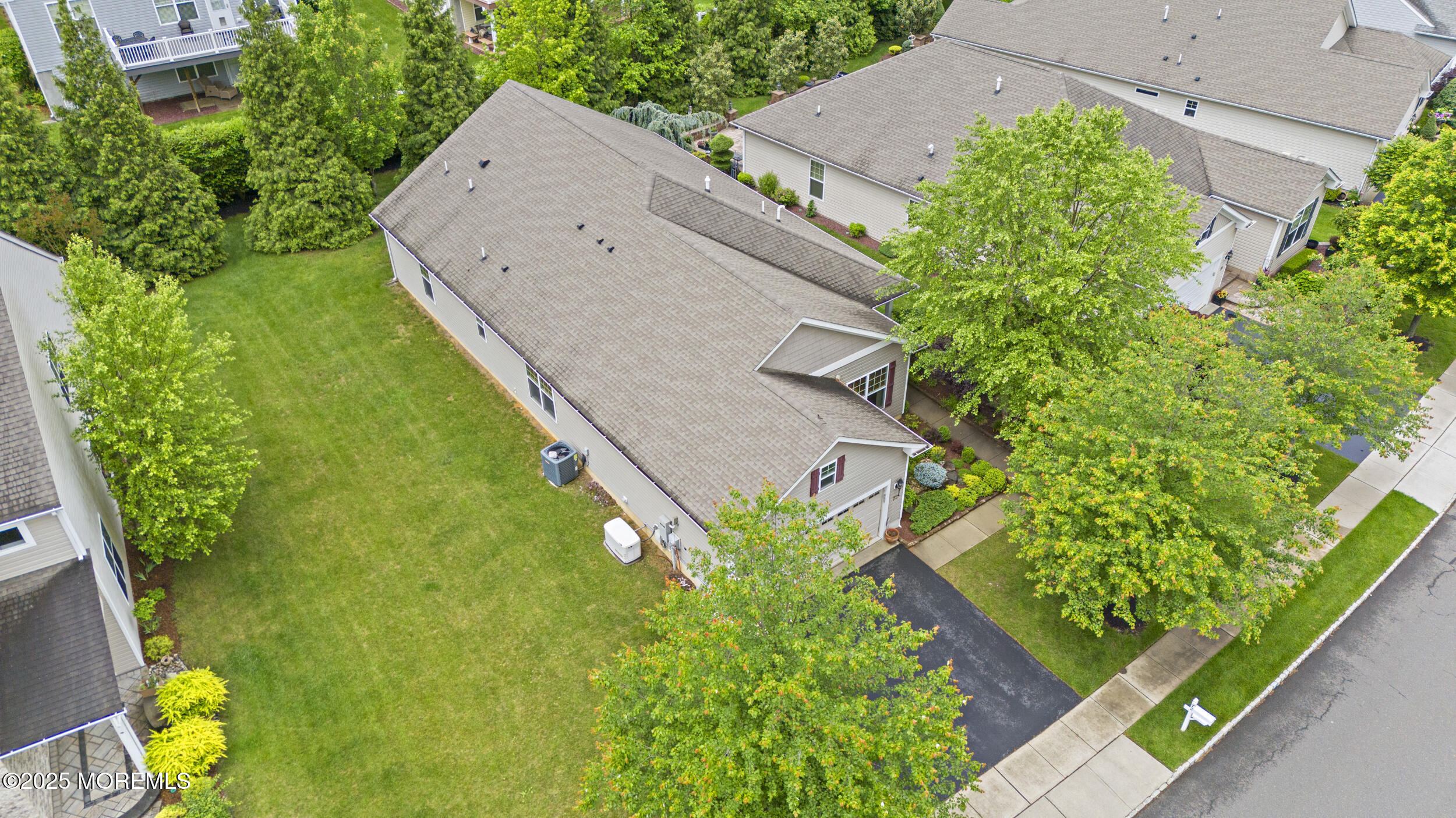 72 Wintergreen Drive, Manalapan, New Jersey image 43
