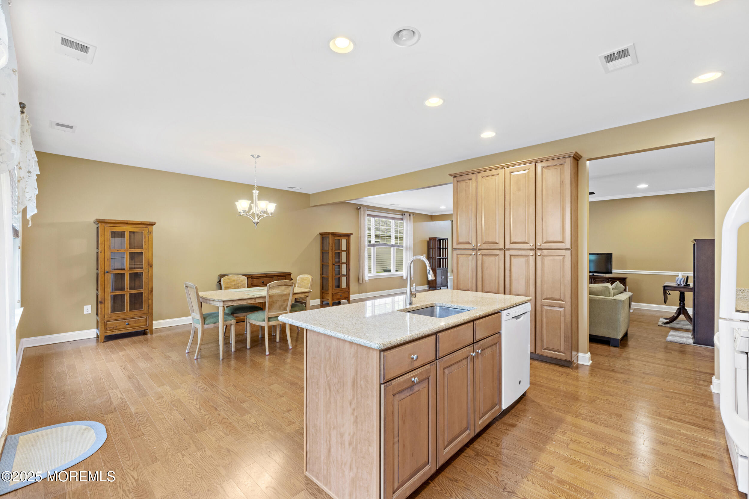 72 Wintergreen Drive, Manalapan, New Jersey image 16